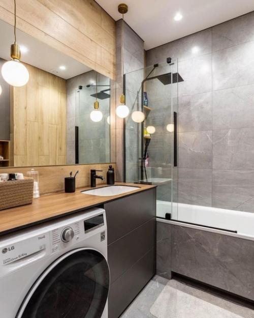 Наша любимая квартира, недавно прошедшая через капитальный ремонт, удивляет своим умеренным, но удобным дизайном. 02