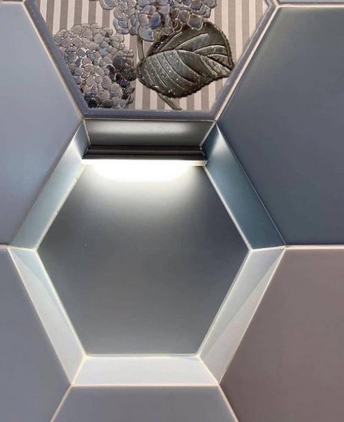 Необычный ремонт ванной комнаты, площадь которой 4 кв. 04