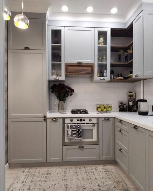 Наша прекрасно отремонтированная кухня с площадью 5 кв. 02