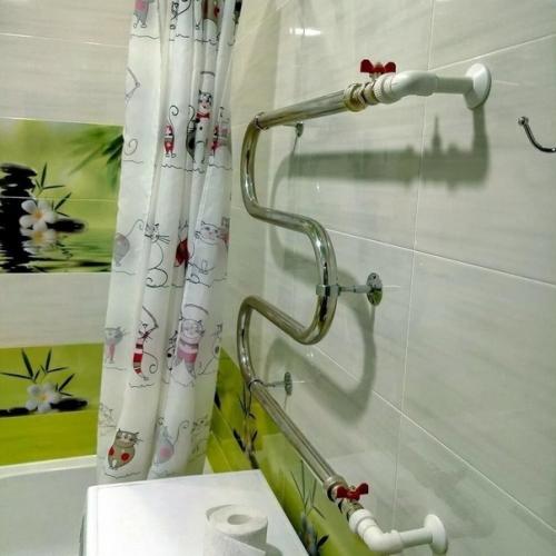 Муж за ремонт в ванной комнате взялся. 02