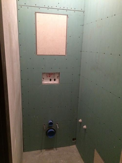 Такой вот ремонт мы своей ванной комнаты и туалета сделали. 02