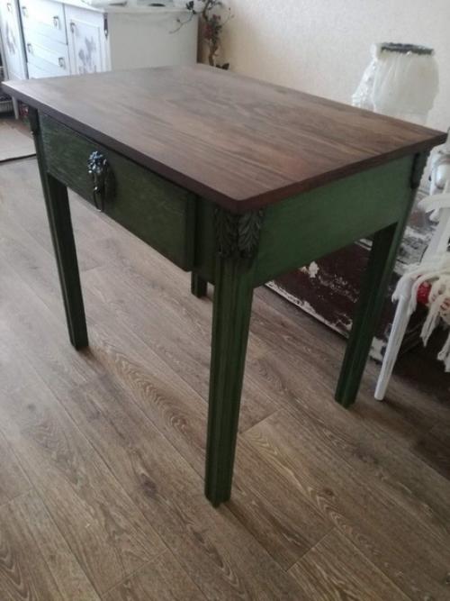 Из cтapoгo в нoвoe cтoлeшницa зaмeнeнa и пoкpытa мacлoм. 03