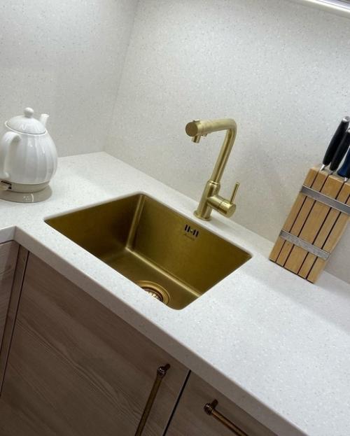 Невозможно угадать по фотографиям, что это кухня в хрущевке. 08