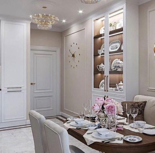 Кухня с классическим дизайном - это идеальное сочетание, которое привносит удобство и красоту. 02