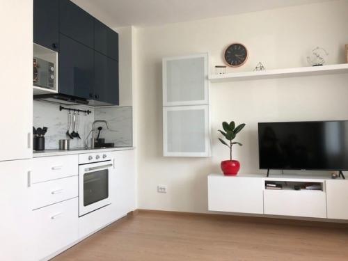 Вот как я обустроила свою маленькую квартиру в 29 метров. 02