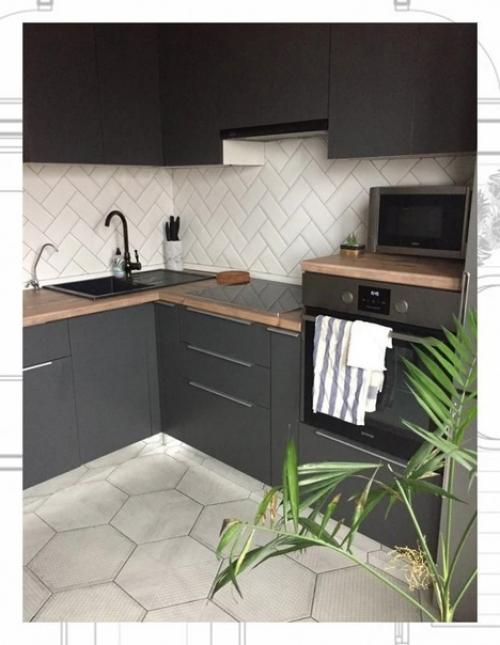 Площадь 6 кв. 01