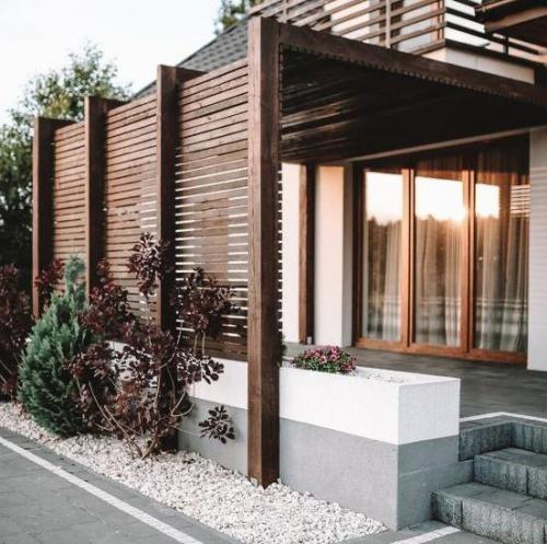 Рейки популярным материалом для домашнего оформления стали. 01