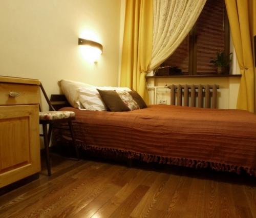 Сделали небольшой ремонт в детской комнате.