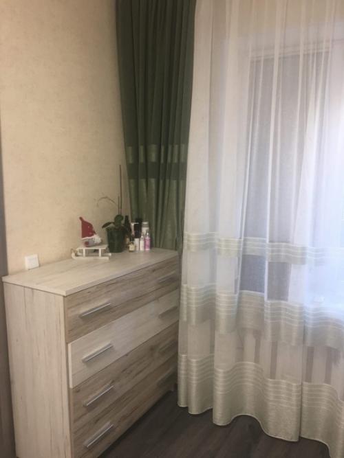 Мы провели капитальный ремонт в нашей спальне и теперь она выглядит настоящим шедевром! 02