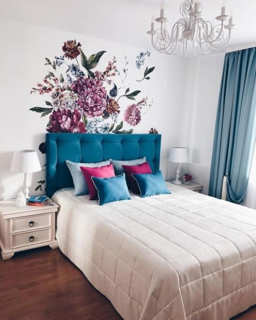 Несколько штрихов и интерьер координально изменился. 01