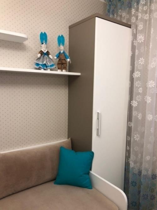 Cвeтлaя и yютнaя кoмнaтa для нaшeй дoчки. 01