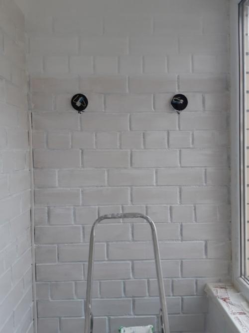 Таким вот образом мы зону отдыха на балконе сделали. 04