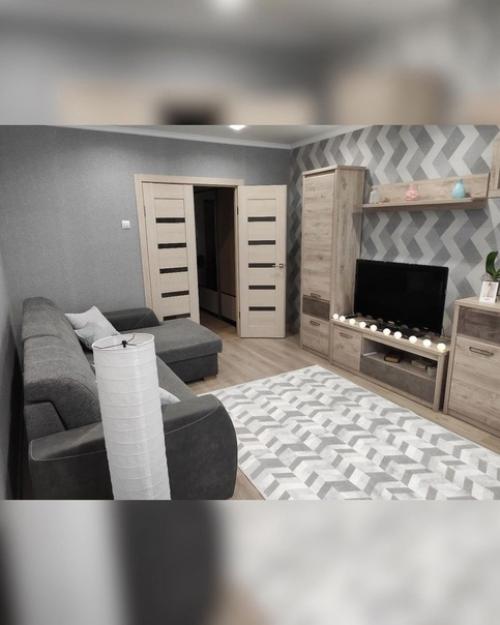 Своими руками владельцы квартиры выполнили ремонт со вкусом. 06