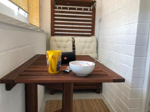 Таким вот образом мы зону отдыха на балконе сделали. 08