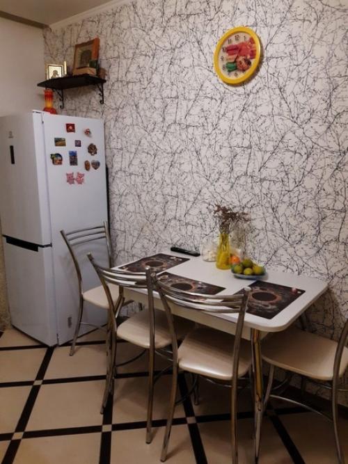 Захотели яркую светлую кухню, для поднятия настроения. 05