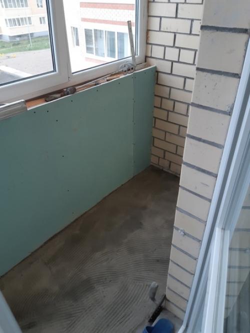 Таким вот образом мы зону отдыха на балконе сделали.