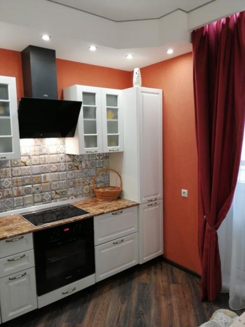 Вот так мы ремонт на кухне реализовали.