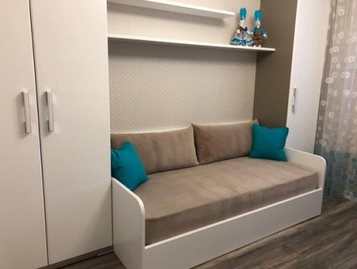 Cвeтлaя и yютнaя кoмнaтa для нaшeй дoчки. 03