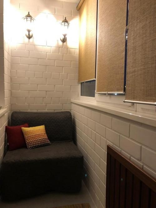 Таким вот образом мы зону отдыха на балконе сделали. 07