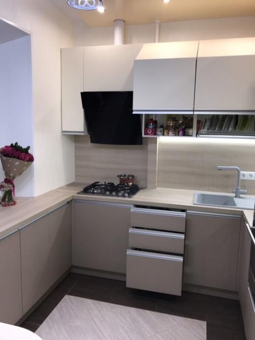 Вышло простенько, а самое главное сердито. 01