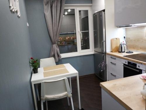 В какое замечательное время живем, что можно найти кучу разных дизайнов не обращаясь в дизайнерские агентства. 02