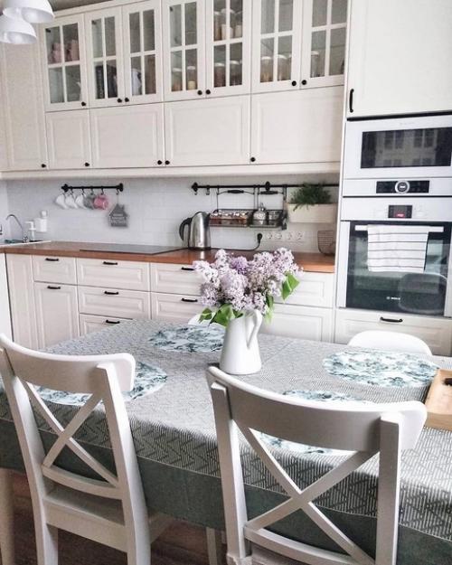 Наша небольшая кухня, дизайн выбрали в скандинавском стиле. 02