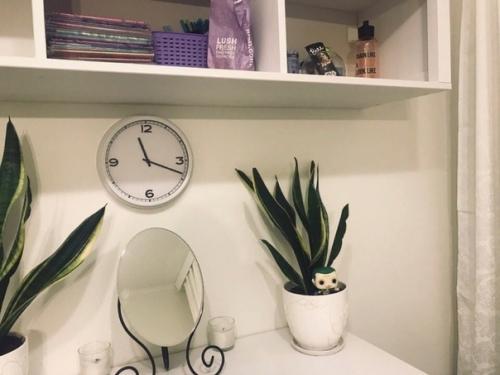 Прекрасный ремонт детской комнаты для дочери - подростка. 04