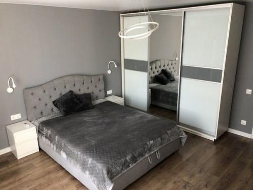 Ну а это наш вариант ремонта в новостройке, брали квартиру на котловане, так что пришлось изрядно подождать. 02