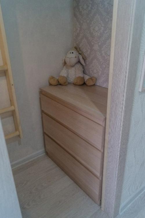 Мы приобрели 15-метровую комнату в общежитии и превратили ее в уютную студию. 04