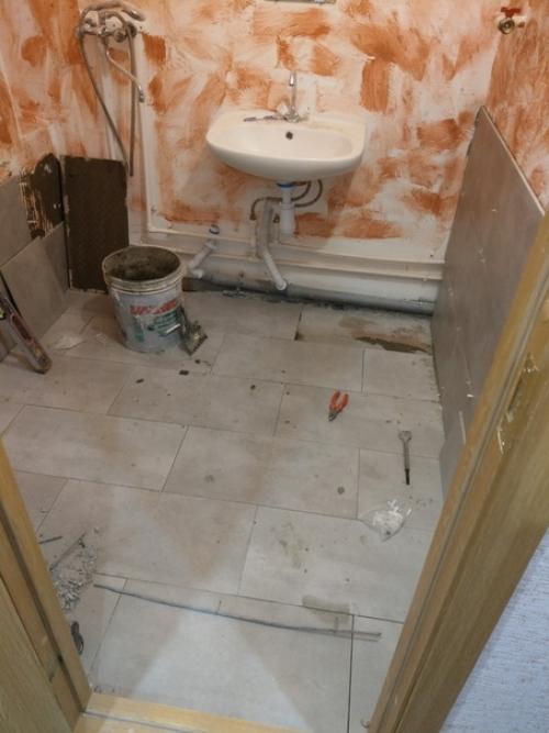 Преображение ванной комнаты в старом фонде.