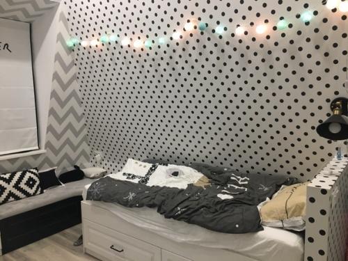 Сделали ремонт в комнате нашей дочки. 06