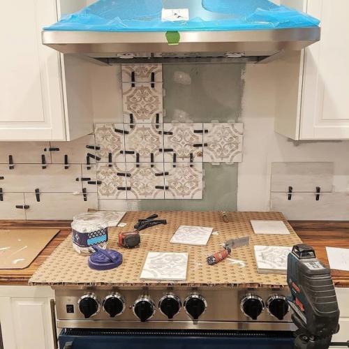 Вот таким образом я ремонт на своей кухне делал. 04