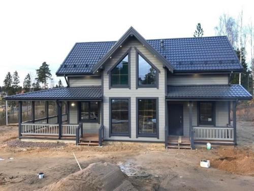 Мы потратили три года на строительство нашего первого дома! 03