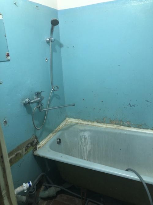 Baннa туaлeт дo, пocлe и вo врeмя ремонта. 01