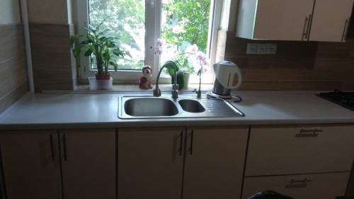 А это моя кухня, вот так выглядит дийн в ней. 03