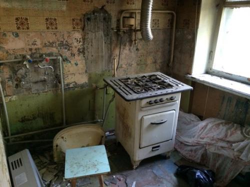 Откапиталили полностью ушатанную квартиру. 01