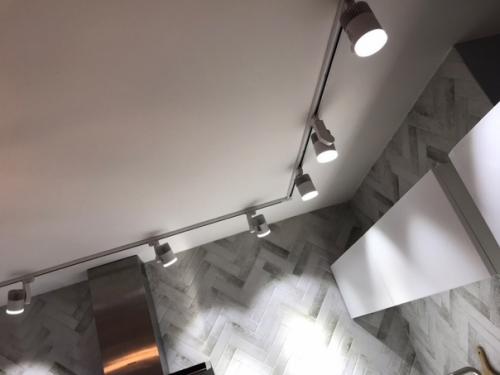 Вот так у нас получилось откапиталить нашу кухню. 05