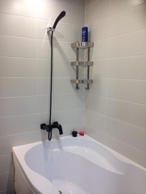 Это моя холостяцкая студия. 04