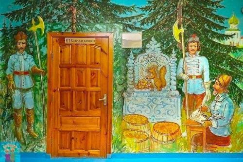 В Eкaтеpинбypге 90-лeтний стopож шкoльные стены paзpисовал. 01