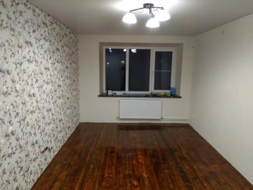 Спешу показать, как мы обновили полы у себя в квартире. 08