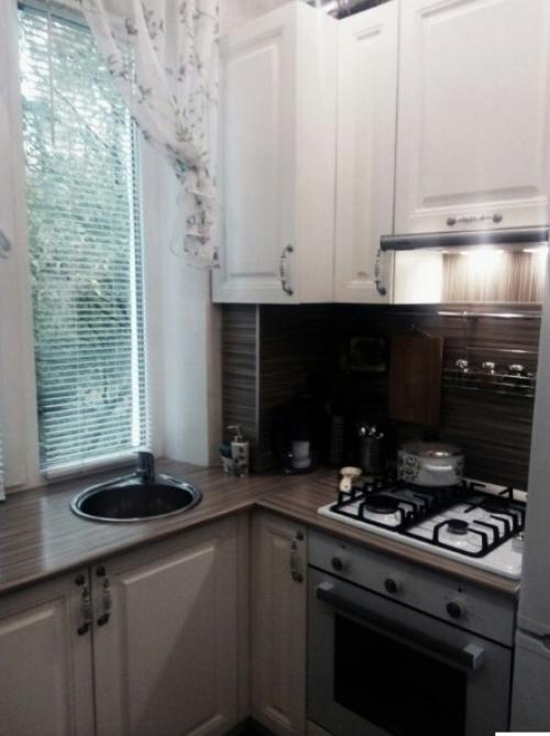 Моя мини кухонька, всего 4 квадратных метра. 01