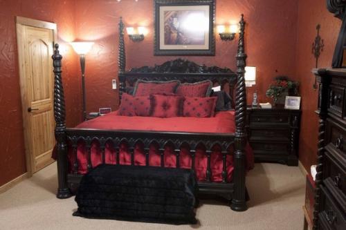 Тот момент, когда девушка при знакомстве спросила где ты живешь, а ты ответил ей что в амбаре. 03