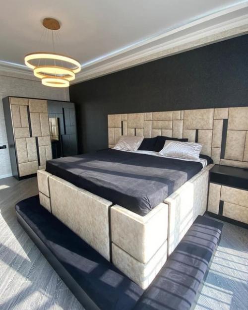 Пришел и наш черед показать нашу квартиру. 01