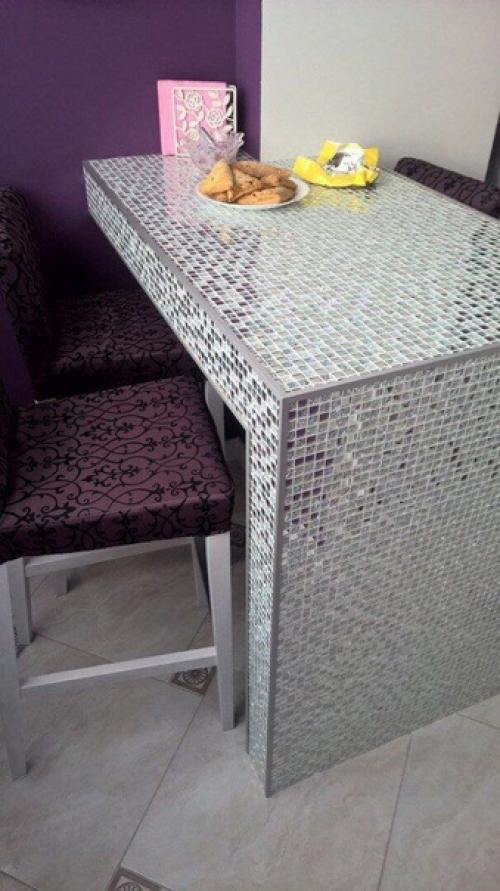 Демонстрирую, как мы делали кухонный столик себе на кухню. 06