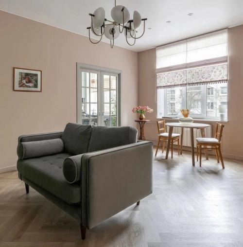 Мне нравится эта квартира тем, что она настолько светлая. 04