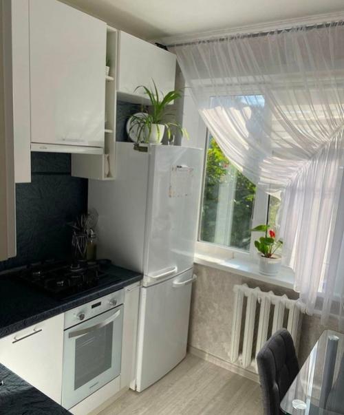 Мы принялись за ремонт малогабаритной кухни, которая занимает всего 6 кв. 01