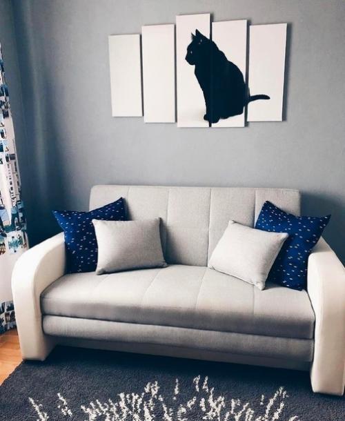 В комнату сына вдруг вошли перемены - наконец - то был сделан новый ремонт. 03