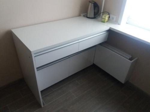 Хочу показать вам не сколько мою кухню, а приблуду, которую мы там поставили. 01