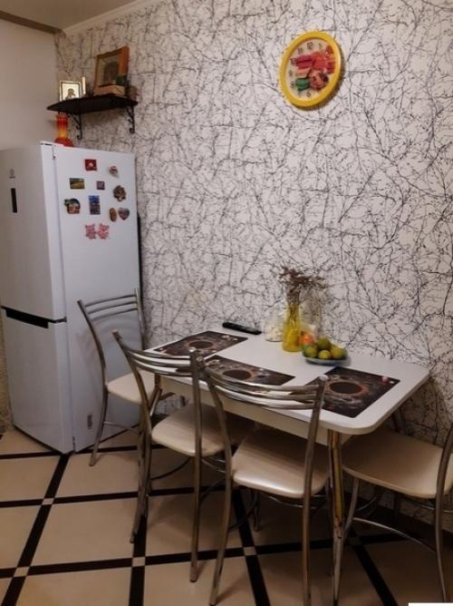 Осень прекрасная пора, когда листья деревьев становятся ярко желтыми. 03