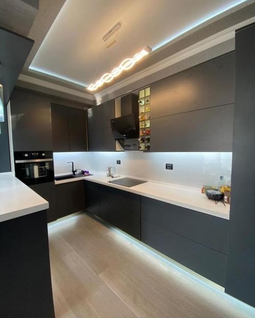 Пришел и наш черед показать нашу квартиру. 03